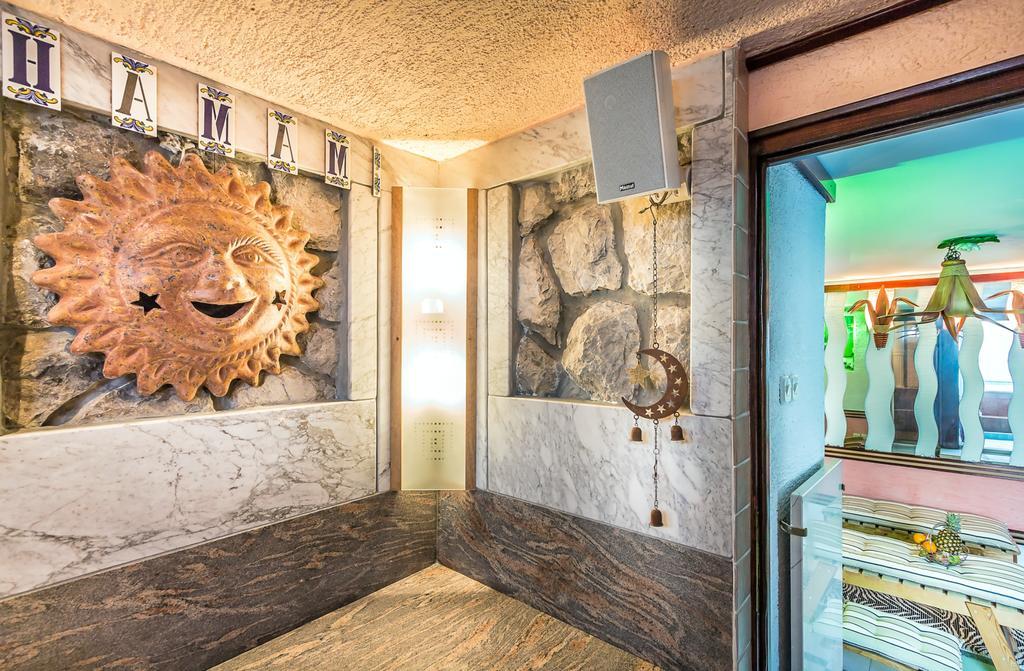 Villa Roses Apartments & Wellness Ичичи Экстерьер фото